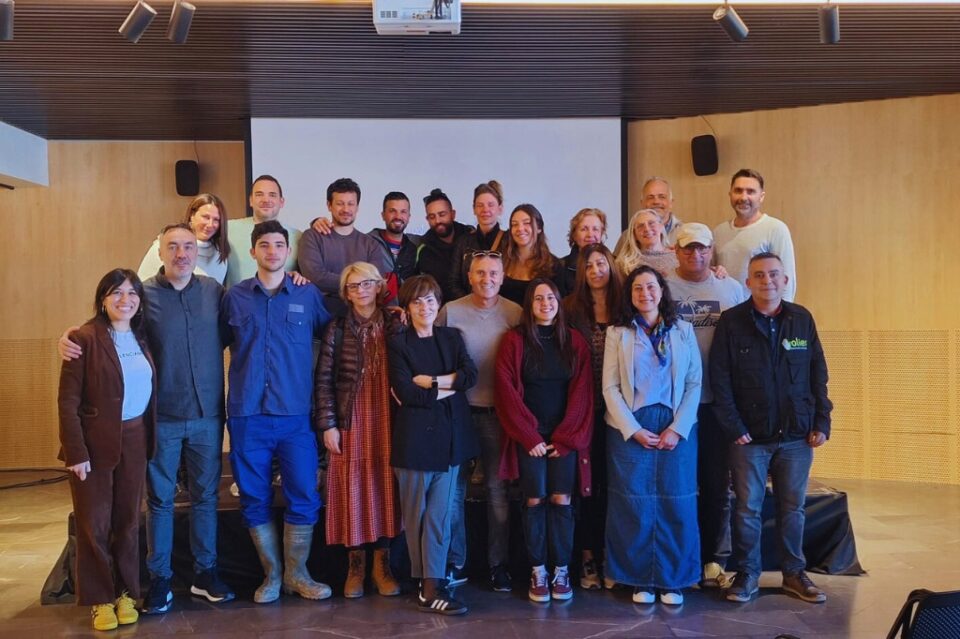 Voluntarios y afectados